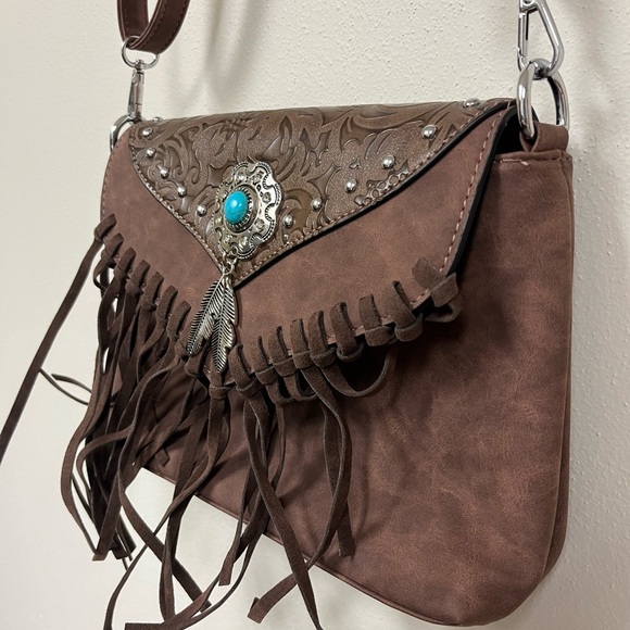 Leather And Turquoise Brown Fringe Shoulder Bag - Picture 3 of 12